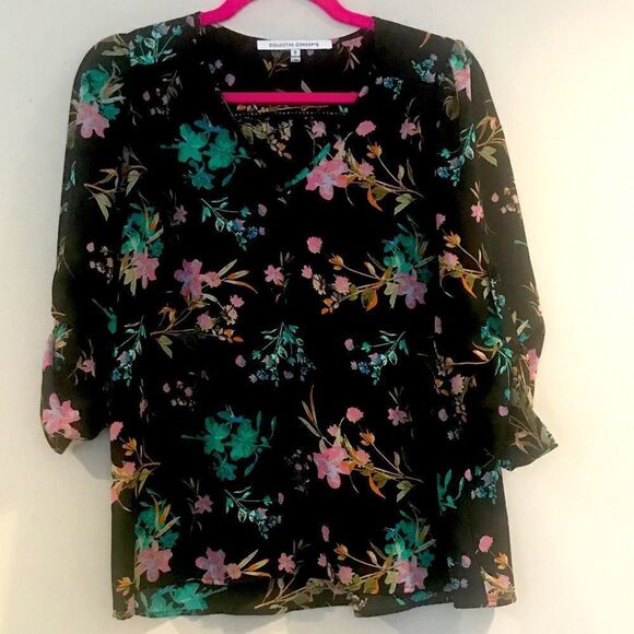 Collective Concepts Floral Blouse - Picture 1 of 4
